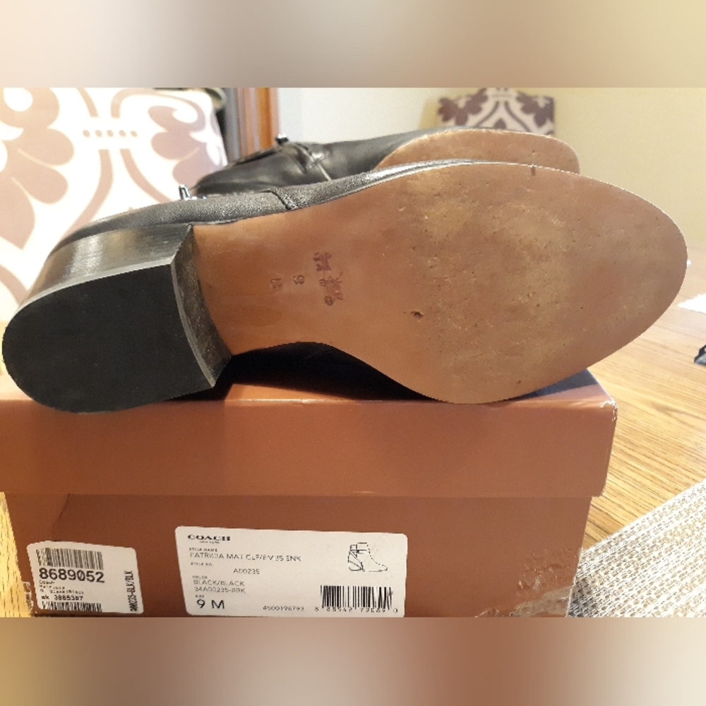 EUC Coach Patricia Leather Blk Booties 9M - Picture 7 of 16